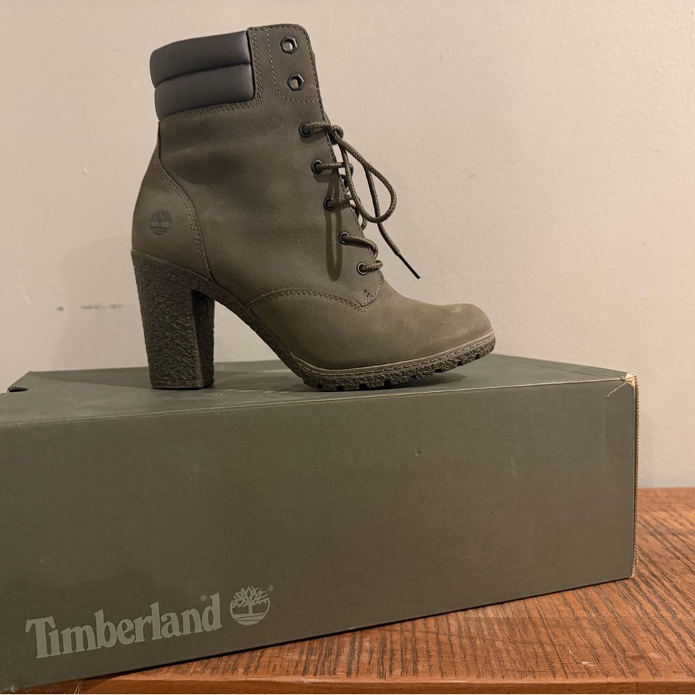 Timberland Women's Dark Gray Heeled Boots